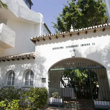 Royal Oasis Club At Pueblo Quinta 3* Benalmádena