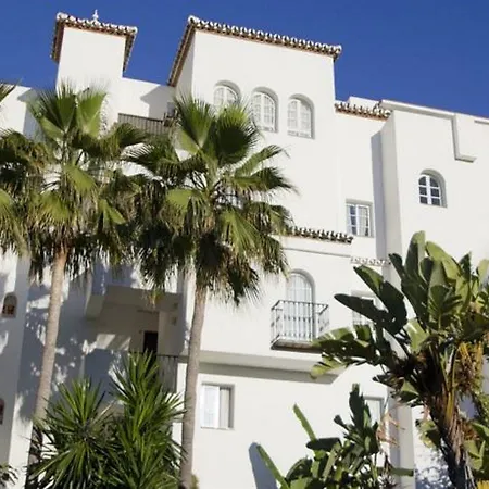 Royal Oasis Club At Pueblo Quinta Apart Otel Benalmádena